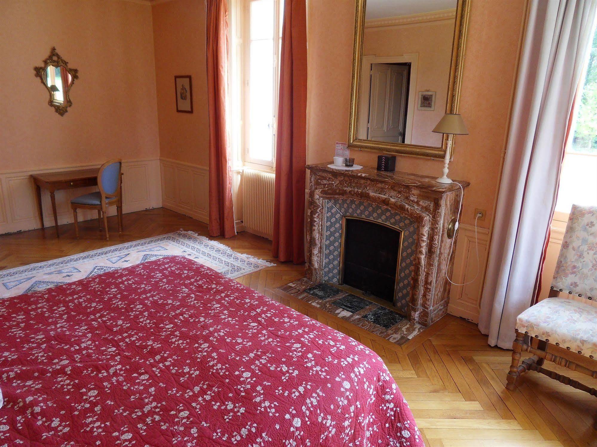 Chateau De La Motte Noailly ภายนอก รูปภาพ